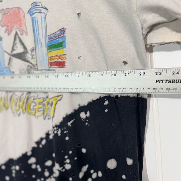Pink Floyd In Concert Band Tee Distressed Bleached Vintage Style Grunge Y2K L - Picture 10 of 13